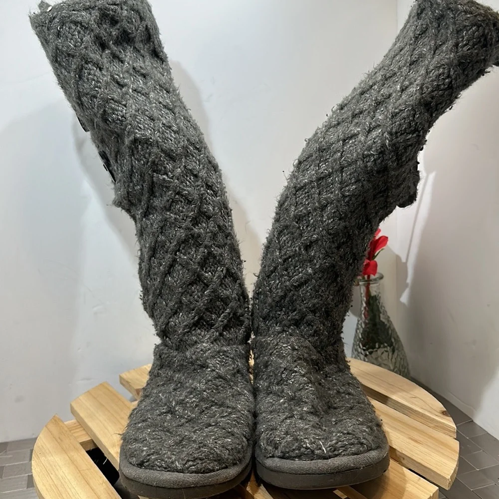UGG Bailey‎ button boots